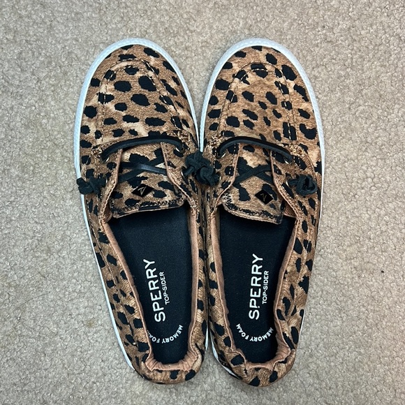 Sperry Shoes - Sperry Lounge Away 2 Animal Print Sneakers Size 6